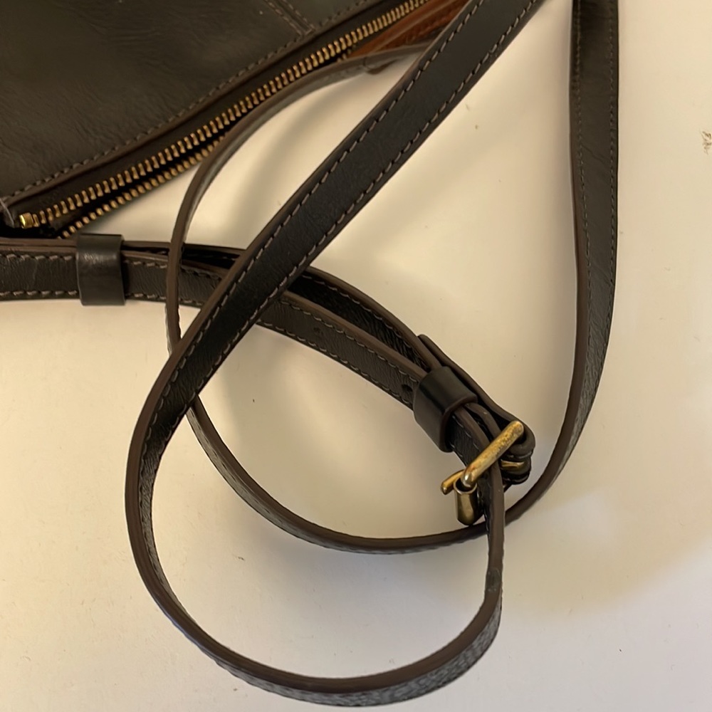 Fossil Leather Crossbody - Picture 9 of 11